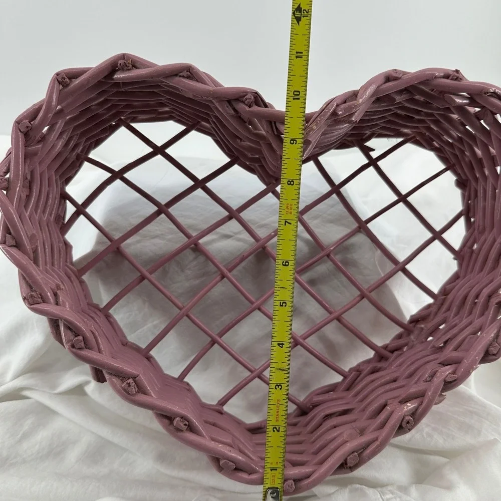 Wicker Heart Basket Mauve Purple Excellent Woven Storage Decor Cottagecore Boho